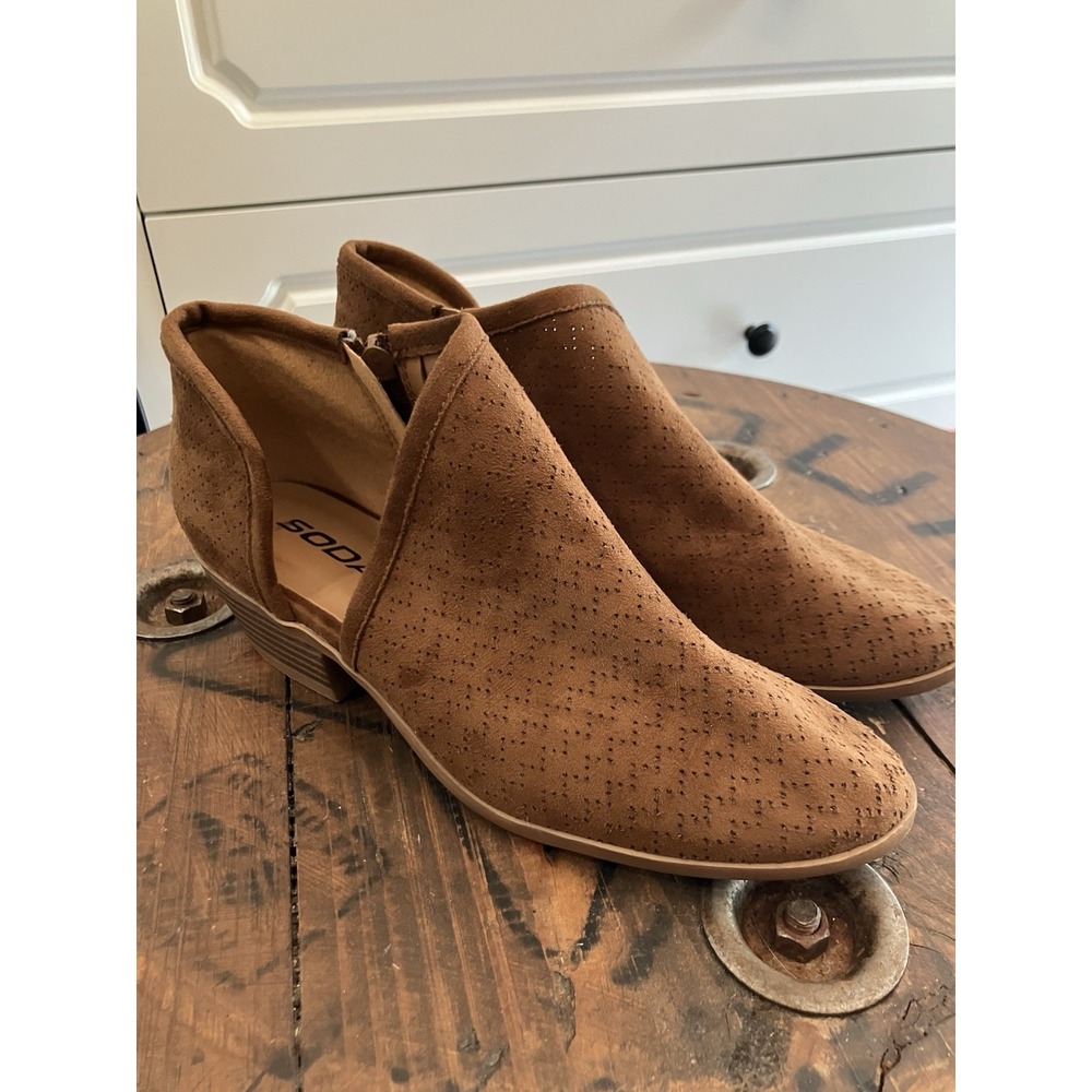 Soda Cutout Ankle Booties Womens Size 7.5 Brown Perforated Faux Suede Side Zip
